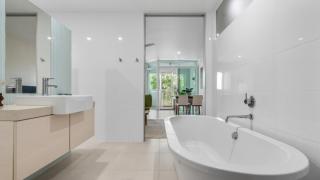 Bayside at 201 Lake Street - Cairns North - 5