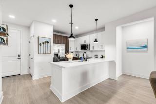 2BR Sunspot Poolside Living in Apollo Beach - Apollo Beach - 4