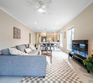 The Laurel Ease - Spacious family home close to Logan Hospital and M1 - Loganlea - 2
