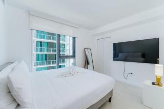 Exclusive, Amazing, Bright and Spacious at Brickell - 5