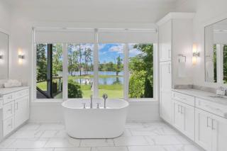 The Covehouse Pet Friendly - Chapin - 9