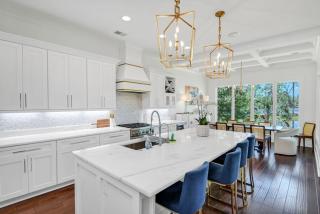 The Covehouse Pet Friendly - Chapin - 2