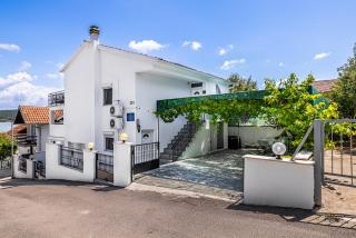 Sydney Apartment - 2