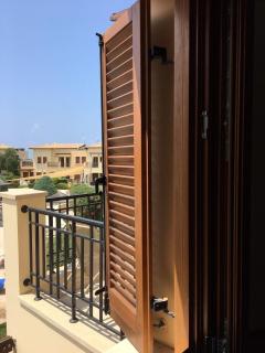 Theseus Village 2 Bed Apartment With Enviable Position On Communal Pool - Kouklia - 1