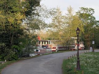 péniche Ino Lefkothea II chambre d'hôtes - Dole - 8