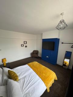 City Centre-4 Br-Sleeps 7-Garden-Free Parking - Newcastle upon Tyne - 9