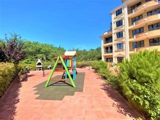 Flora Beach Resort apartment free parking - Pomorie - 8