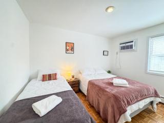 Spacious and Convinient near NYC Parking Available - Guttenberg - 9