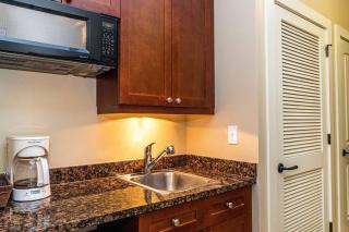 Spacious Suite w kitchenette-pool-hot tub 6309LP - St. Augustine - 7