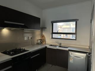 Beautiful 2 bedroom Apartment in Johannesburg - 6