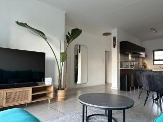 Beautiful 2 bedroom Apartment in Johannesburg - Midrand - 1