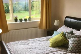 South-facing flat with 3 beds walk to Bromley High St & station - Bromley - 1