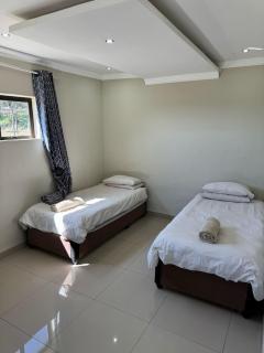 Imbabala private game lodge - Weenen - 2