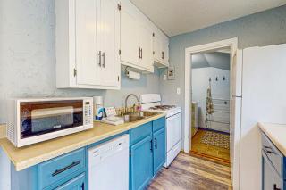 River Beach Cottage - 3