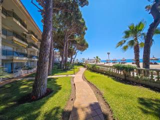 Versalles C 1 1 - ONLY FAMILIES - Cambrils - 2