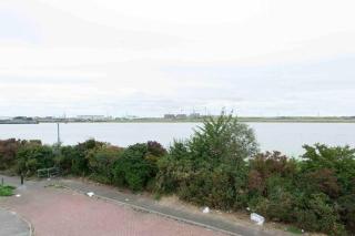 Lovely 5 bed house 8 beds - Thamesmead - 8