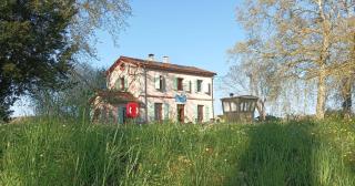 Gîte de l'écluse 28 - Accueil pèlerin et Tables d'hôte - Pommevic - 0