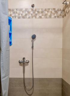 Petro's House - 4