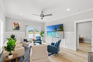 Family Waterfron Retreat-near Golf Beach Barefoot - Longs - 1
