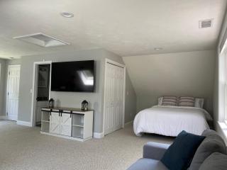 Cape Cod Loft - Sagamore Beach - 0
