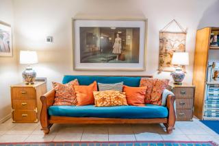 Bohemian Bungalow - 7