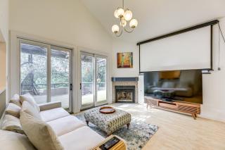 Pool and Trail Access On-Site Barton Creek Condo! - 6