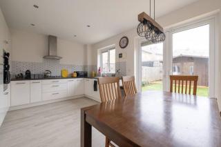 New 3 Bed 2 and half bath in Ebbsfleet - Swanscombe - 3