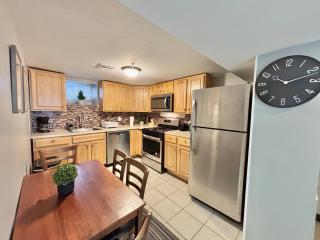 FREE Parking Cozy 2 Bedroom unit near NYC - North Bergen - 2
