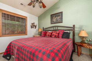 2BR Village At Indian Point 1312 near SDC - Free Tickets Daily up to $500 - Branson - 2
