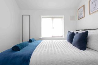 3 bed house in Strood Rochester - Wainscot - 2