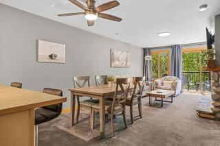 Creekside Downtown 2 Bedroom Condo managed by Little Sister Getaways - Canmore - 6