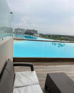 Apartamento en Baia Kirstal cartagena con vista hacia la playa artificial - Cartagena de Indias - 1