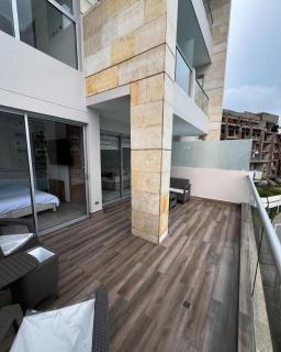 Apartamento en Baia Kirstal cartagena con vista hacia la playa artificial - Cartagena de Indias - 2