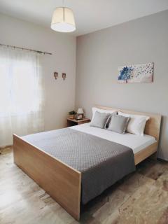 Seaside Central Apartments , Delta Hospitality - Ofrínion - 2