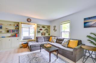 Walk to Downtown - Home with Porch in Clayton! - Clayton - 6