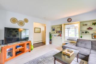 Walk to Downtown - Home with Porch in Clayton! - Clayton - 5