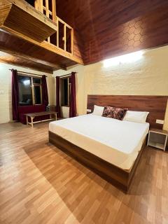 Hutventure home stay - 2