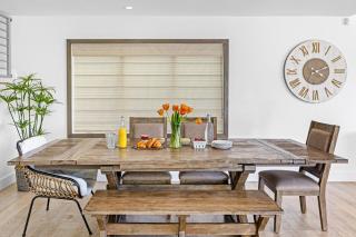 200 East Balboa Oceanview Rooftop Steps to Sand Pier Boardwalk Dining - Newport Beach - 3