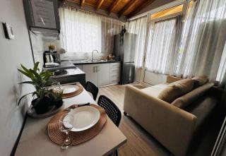 Seaside Central Apartments , Delta Hospitality - Ofrínion - 4