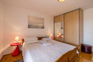 Apartments Nada - Trogir - 1