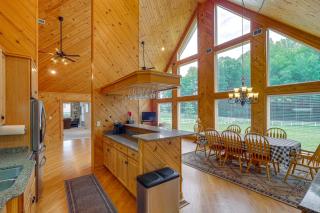 Lake Anna Retreat with Dock Access Boating and BBQs! - Louisa - 4