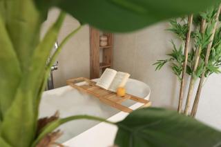 Tiara Apartments - 9