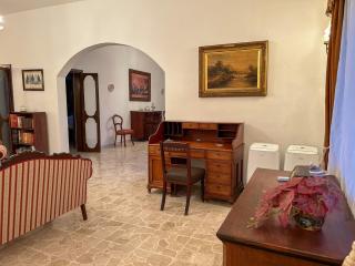 Traditional apartment, classic style with sea view in tigne point - Sliema - 4