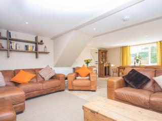 2 Bed in Seatown DC110 - 9