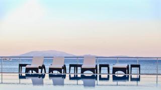 Blue Waves Luxury Suites by the Sea - Plomari - 0
