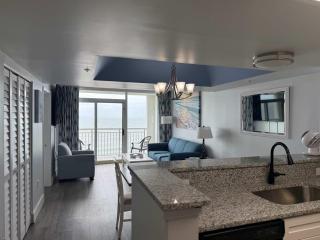 Amazing Ocean Front 2BR 2 BA - Camelot 911 - Myrtle Beach - 8