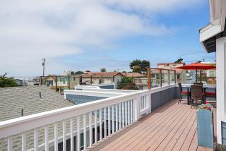 Beachy Keen Monthly Only - Cambria - 9