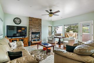 Seahorse Monthly Only - Cambria - 9