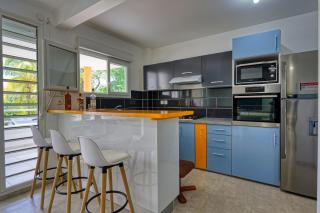 Kay Ticole - Le Robert - 1