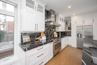 Entire Pool House With Hot Tub Game Room and MORE - Oakville - 7